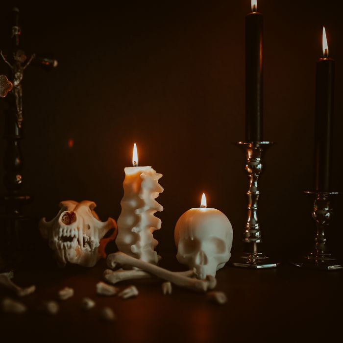 Spine Candle